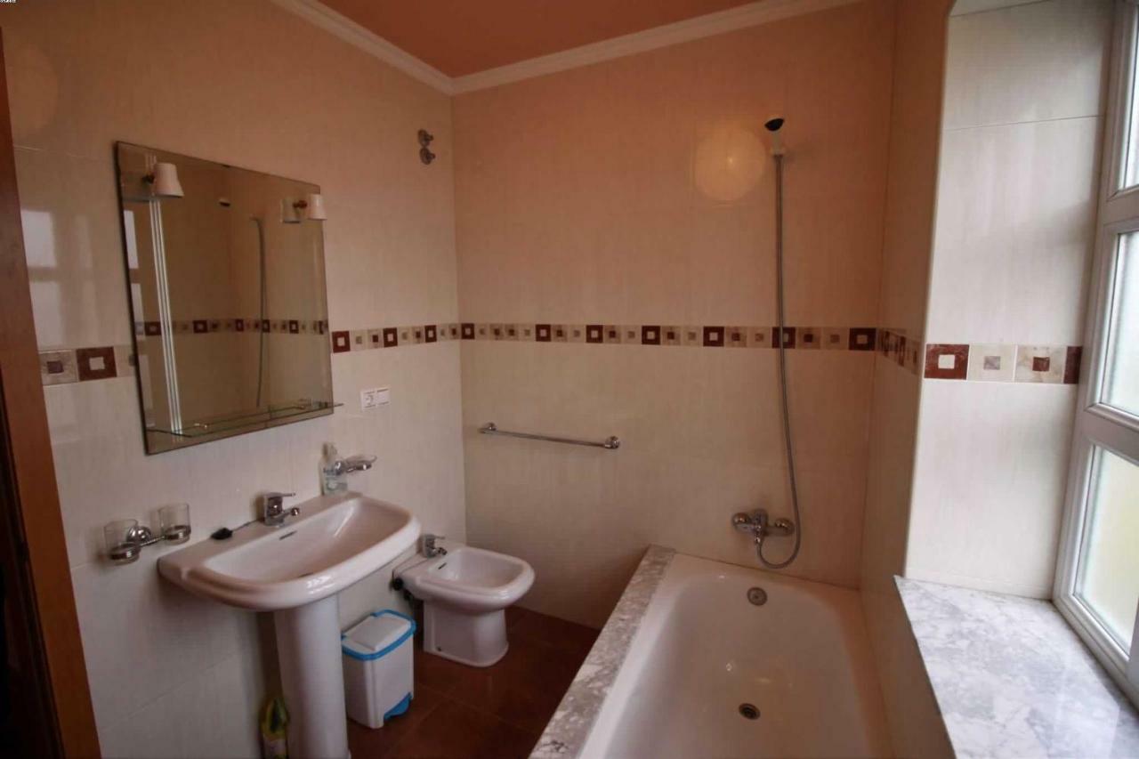 Pisos Buno Apartment Ngoại thất bức ảnh